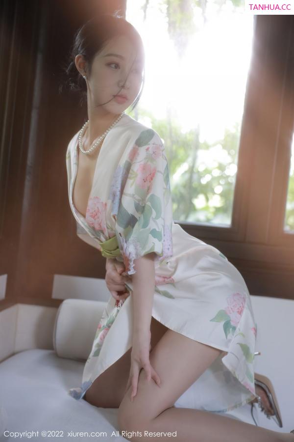 谢晚晚  [XiuRen]高清写真图 2022.08.30 No.5514 谢晚晚第8张图片